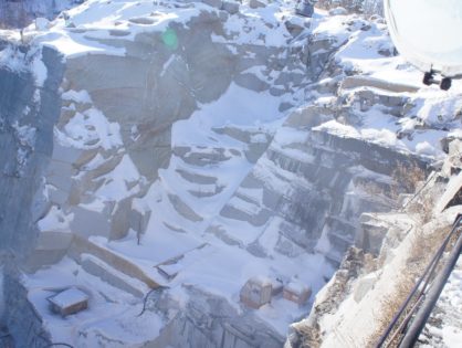 Как происходит разработка месторождения гранита